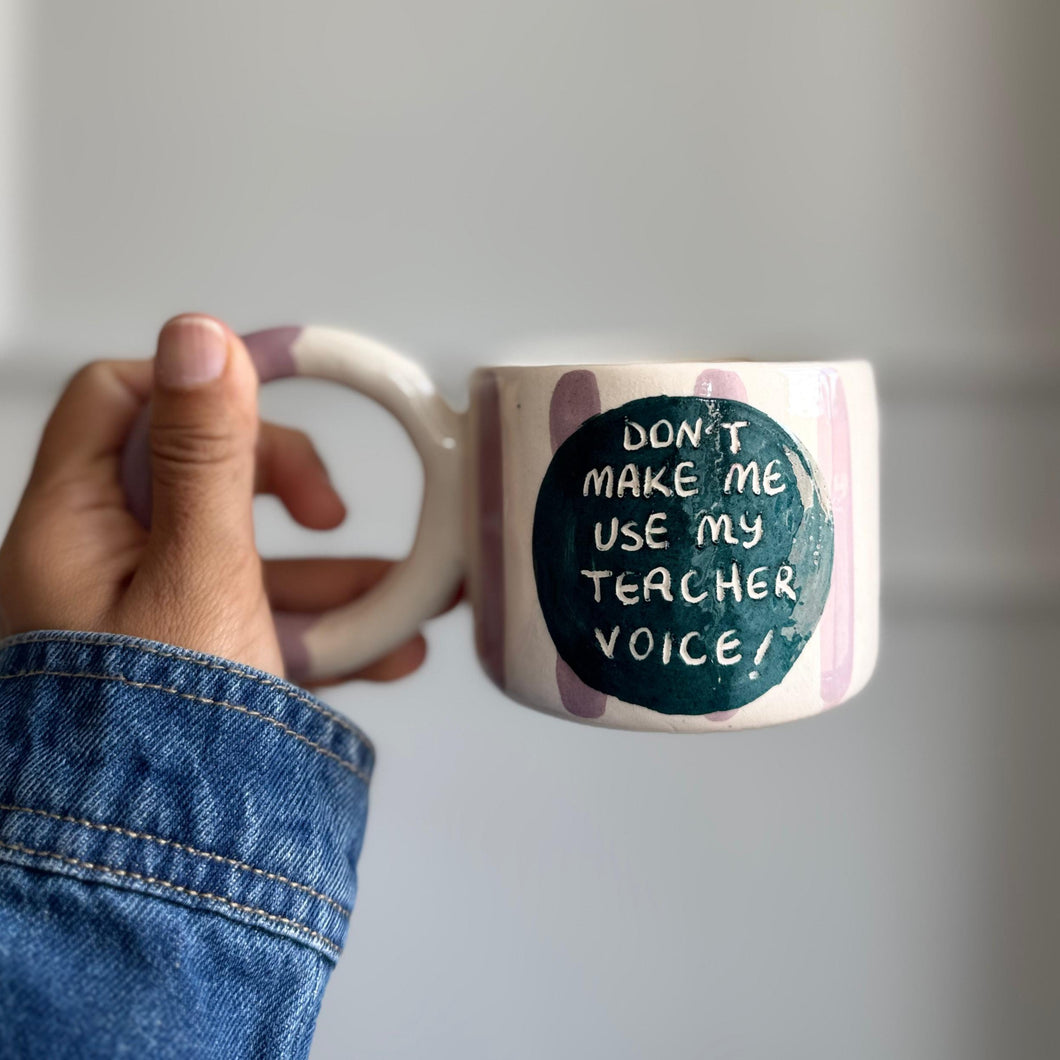 OUTLET-TEACHER VOICE IN PURPLE