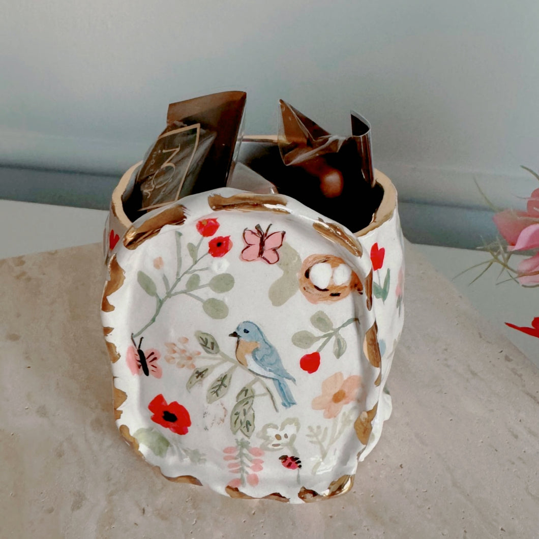 FLOWER VASE