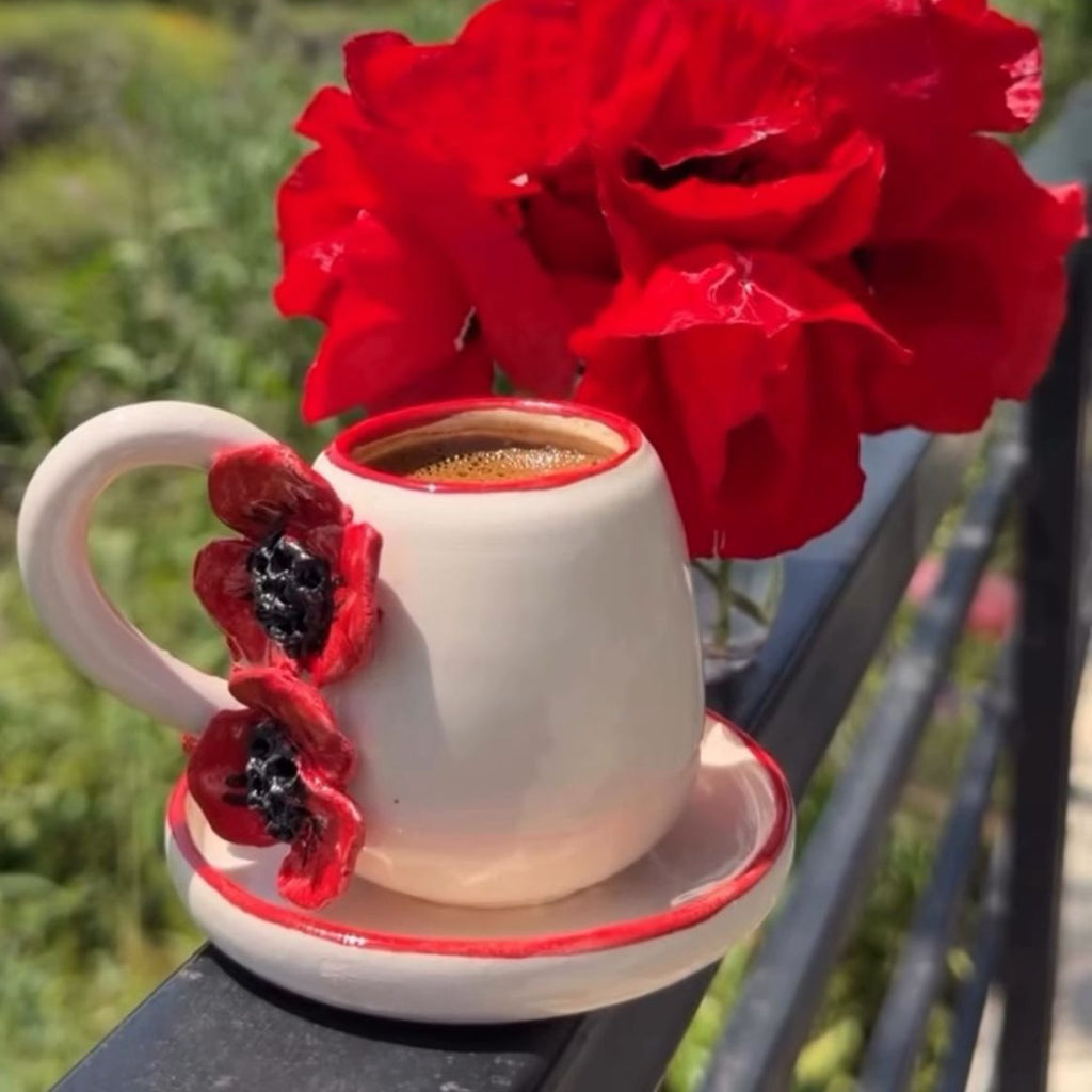 RED TULIP
